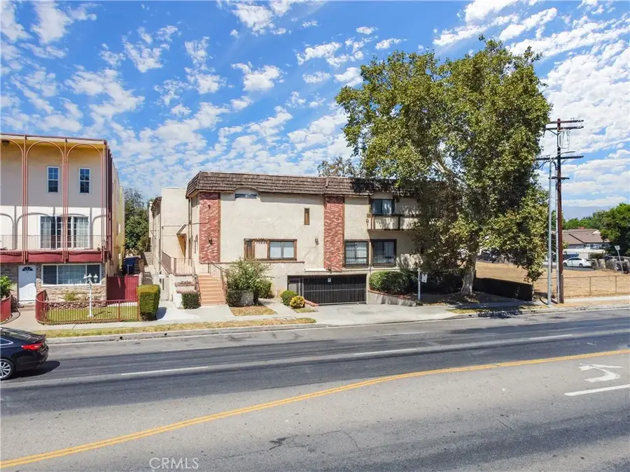 14239 Sherman Way #3, Van Nuys, CA 91405 - #2