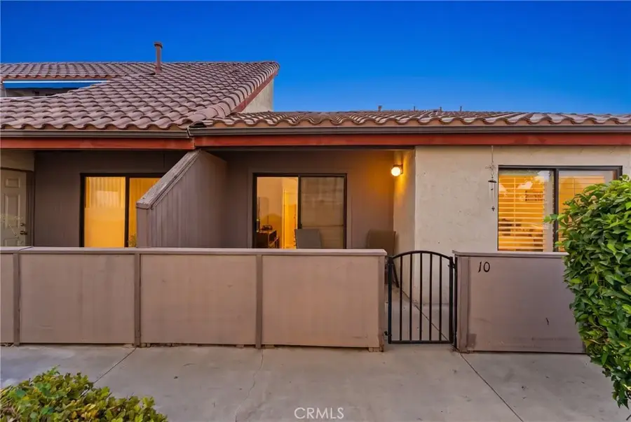 43334 32nd Street West #10, Lancaster, CA 93536 - #2