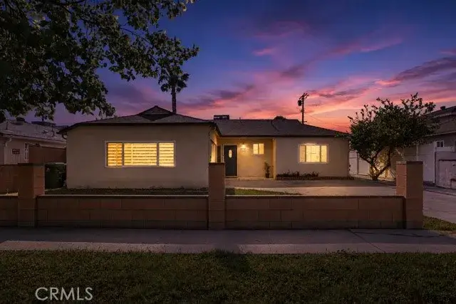 6949 Aura Avenue, Reseda, CA 91335 - #1