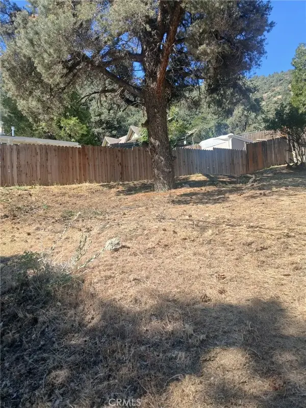 137 East End Dr., Frazier Park, CA 93225
