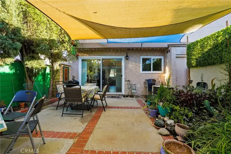 6663 Wilbur #21, Reseda, CA 91335 - #3