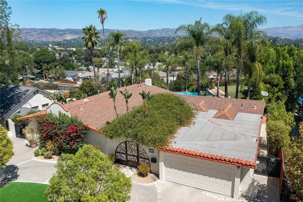 23365 Calvert Street, Woodland Hills, CA 91367 - #1