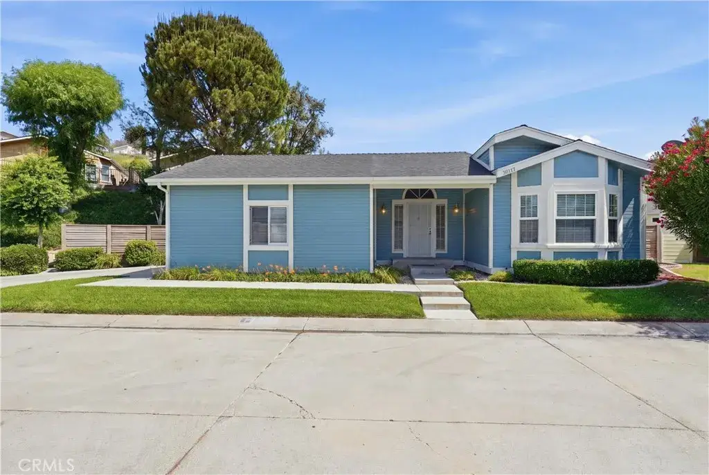 20147 Crestview Drive, Canyon Country, CA 91351 - #1