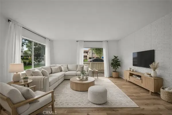 21370 Nandina #103, Newhall, CA 91321