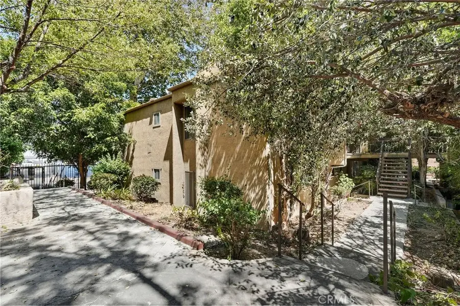18350 Hatteras Street #178, Tarzana, CA 91356 - #3
