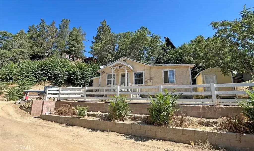 17725 Sierra Trail, Lake Hughes, CA 93532 - #1