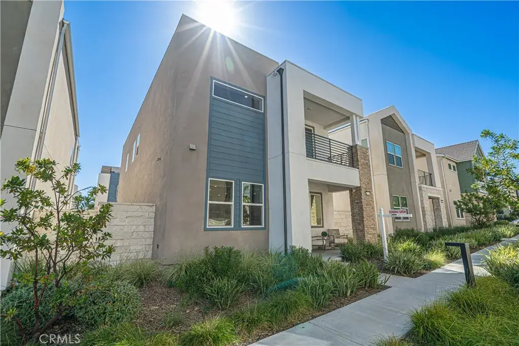 27513 Feathery Cassia, Valencia, CA 91381 - #1