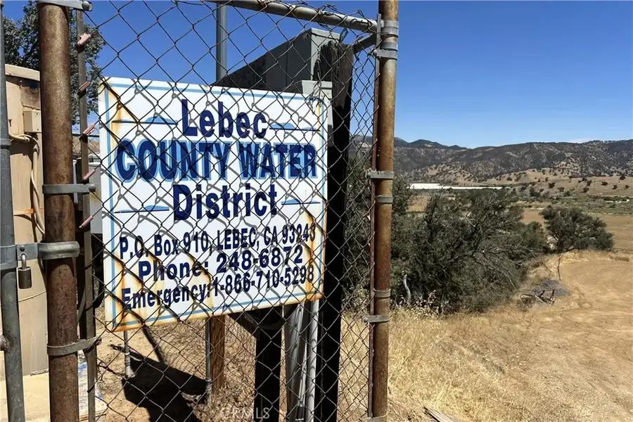 1588 Ridge Route, Lebec, CA 93243 - #3