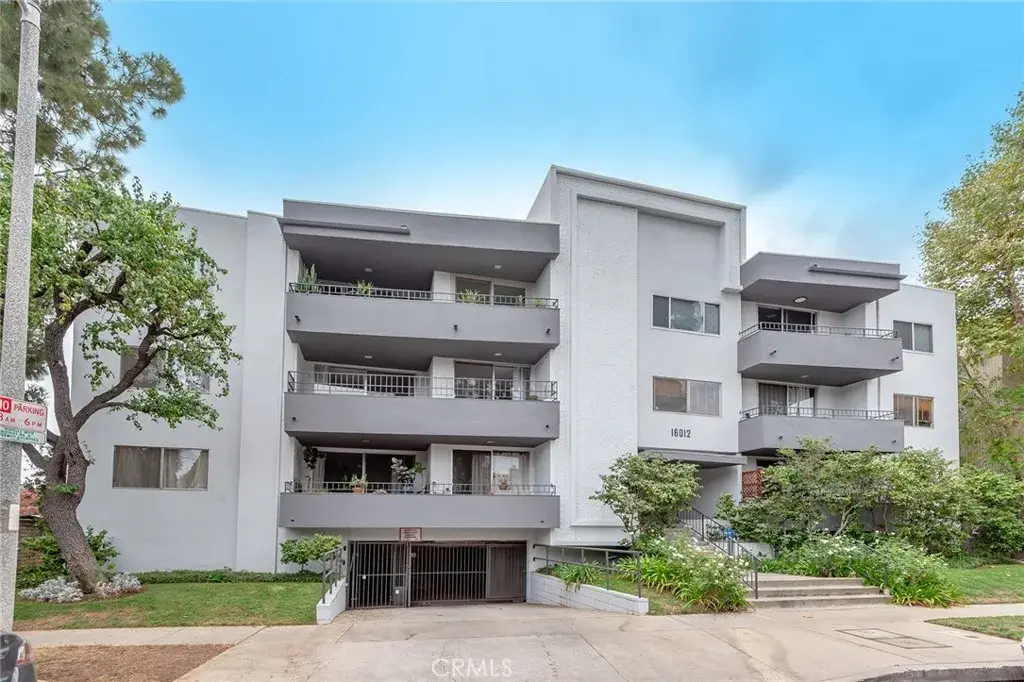 16012 Moorpark #302A, Encino, CA 91436 - #1