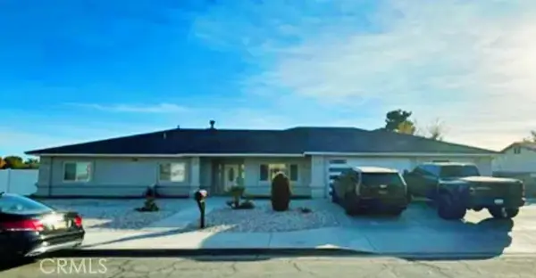 16079 Molino, Victorville, CA 92395