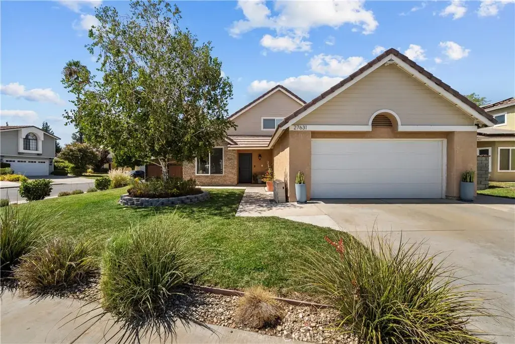 27631 Buckskin, Castaic, CA 91384 - #1