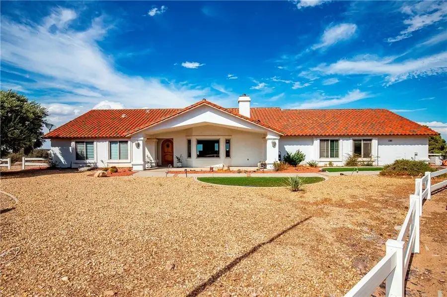 9222 Rattlesnake, Phelan, CA 92371 - #2