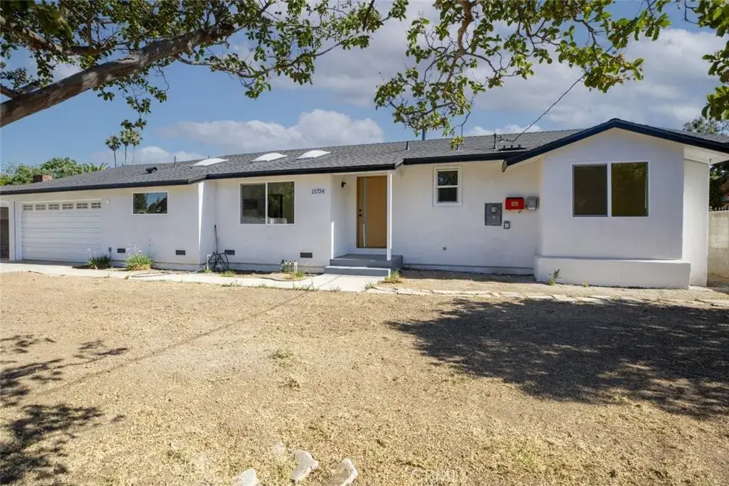 15724 Chase Street, North Hills, CA 91343 - #1