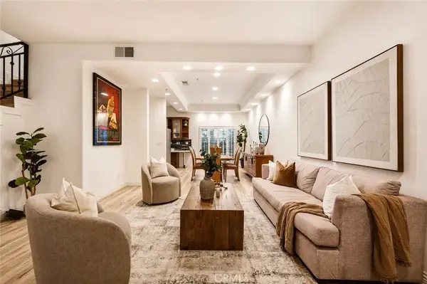 10833 Kling Street #4, North Hollywood, CA 91602