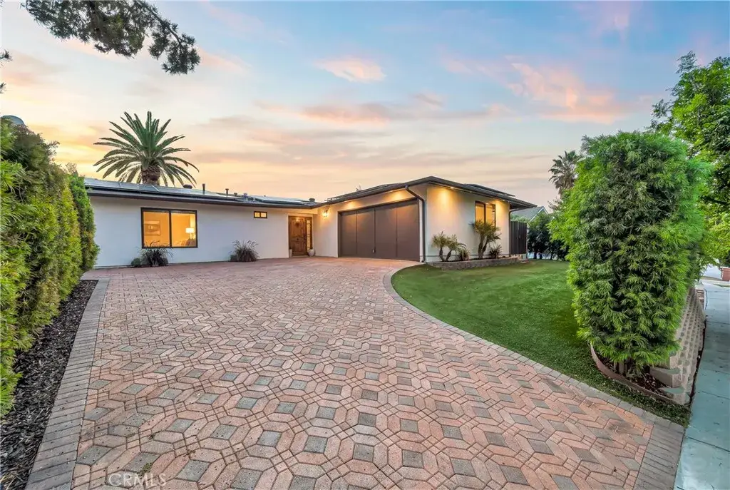5420 Parkmor, Calabasas, CA 91302 - #1
