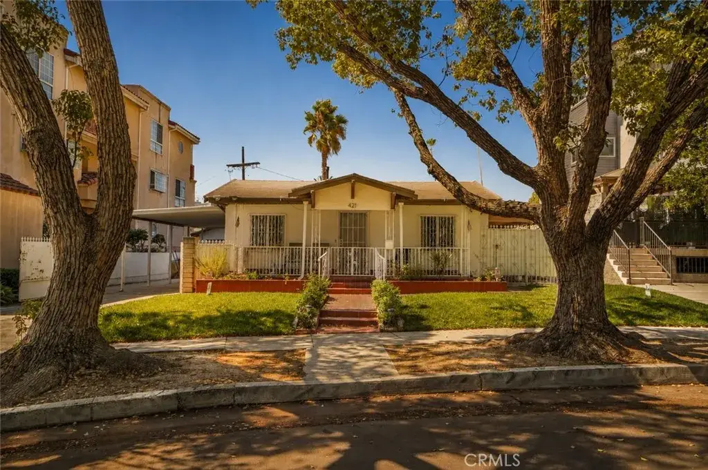 421 Piedmont, Glendale, CA 91206 - #1