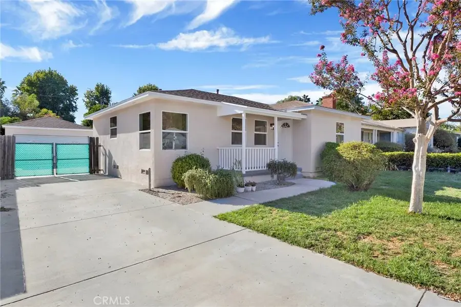 6643 Colbath Avenue, Valley Glen, CA 91405 - #3