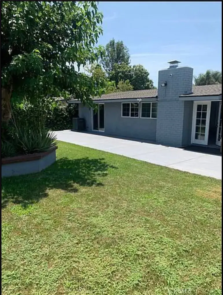 8214 Shirley, Reseda, CA 91335 - #2