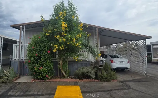 21001 Plummer #21, Chatsworth, CA 91311