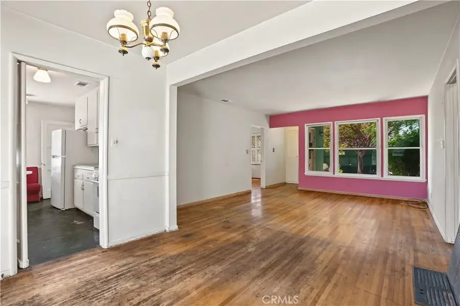16839 Margate Street, Encino, CA 91436 - #2