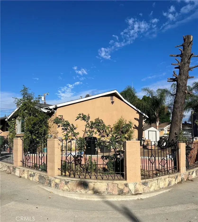 11826 Fellows, San Fernando, CA 91340 - #1