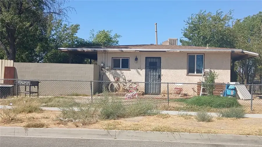 45311 Gadsden Avenue, Lancaster, CA 93534 - #3
