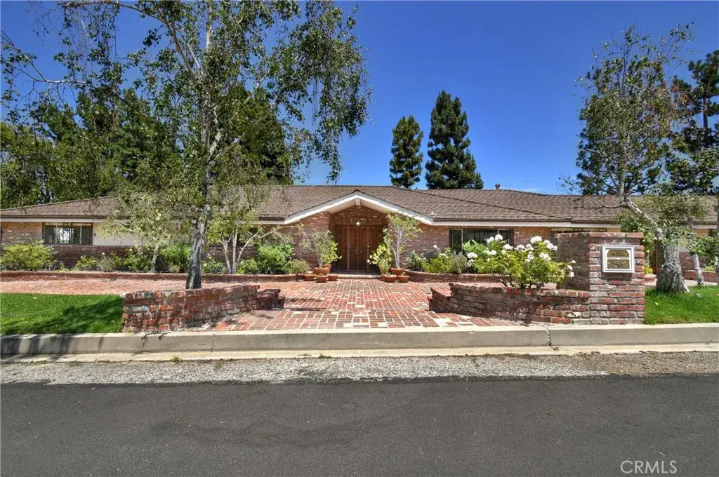 16172 Royal Oak Road, Encino, CA 91436 - #1