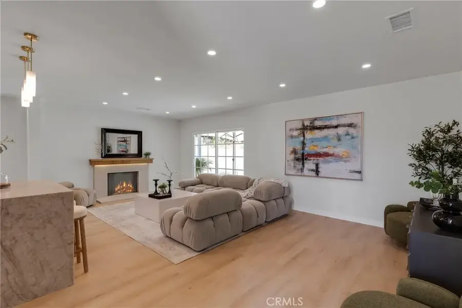 13131 Crewe Street, North Hollywood, CA 91605 - #2