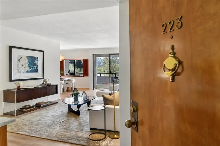 13331 Moorpark #223, Sherman Oaks, CA 91423 - #2