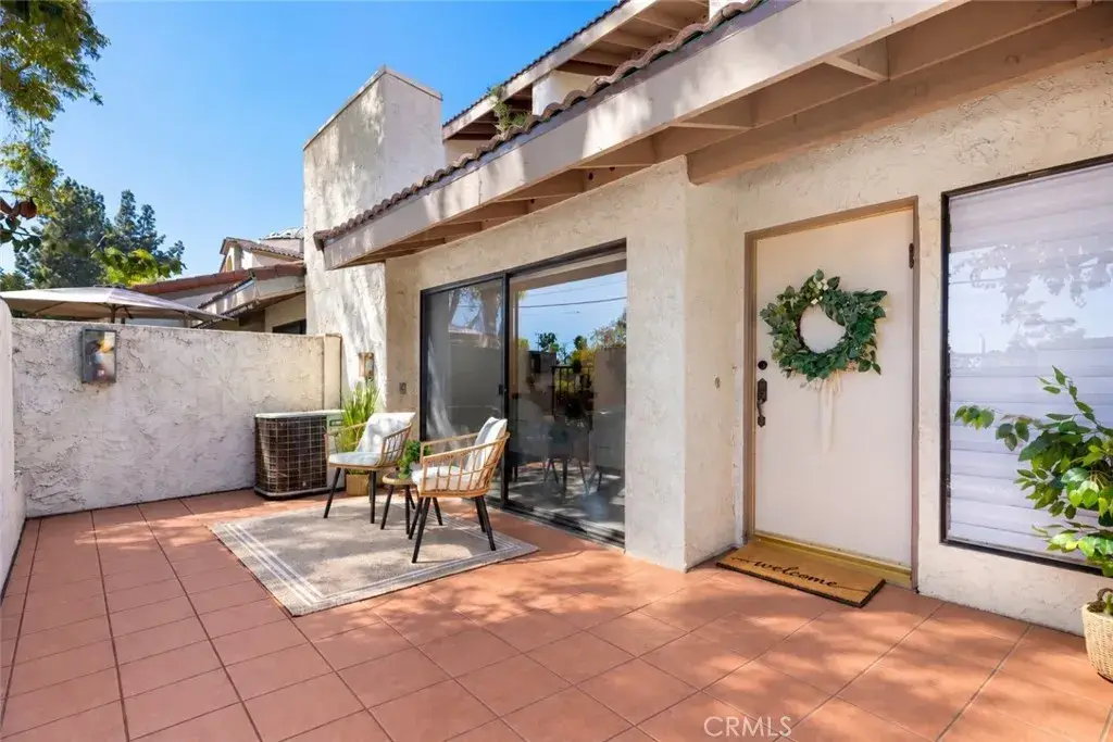 6021 Lindley Avenue #12, Tarzana, CA 91356 - #1