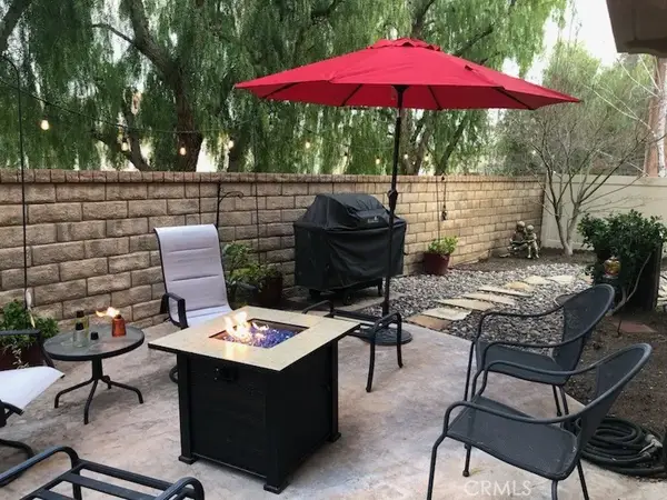 27976 Trillium Lane, Valencia, CA 91354