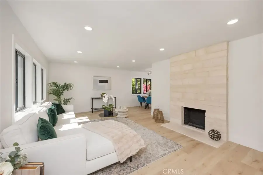 5856 Halbrent Avenue, Sherman Oaks, CA 91411 - #2