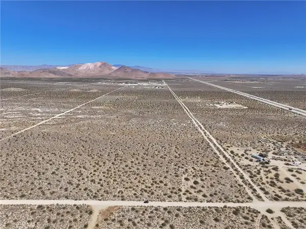0 Champagne Ave, Rosamond, CA 93560