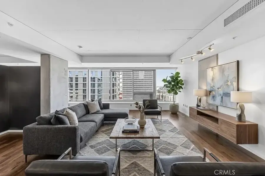 1155 S Grand Avenue #1707, Los Angeles, CA 90015 - #3