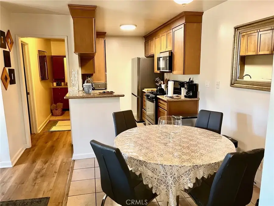 20327 Saticoy #304, Winnetka, CA 91306 - #3