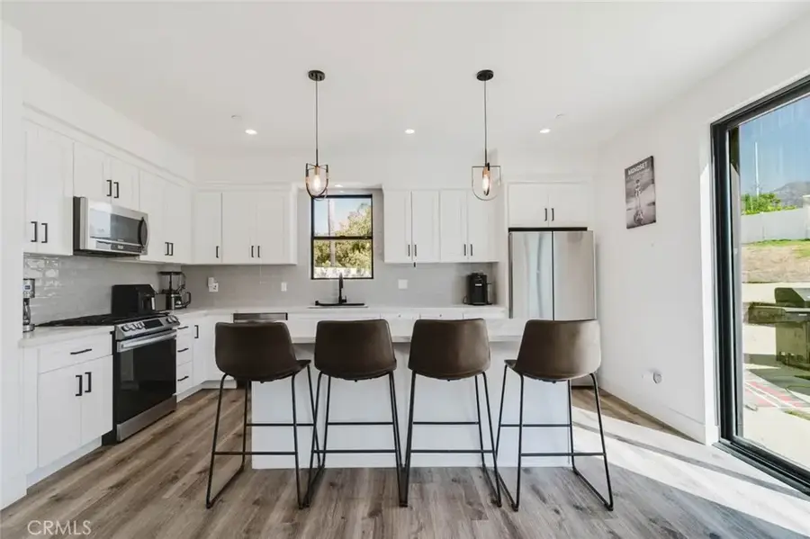 13364 Pala Avenue, Sylmar, CA 91342 - #2