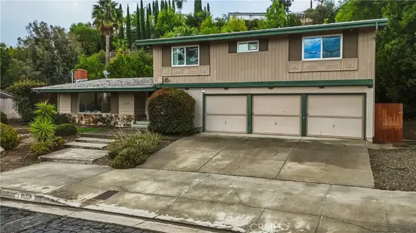 20164 Santa Rita, Woodland Hills, CA 91364