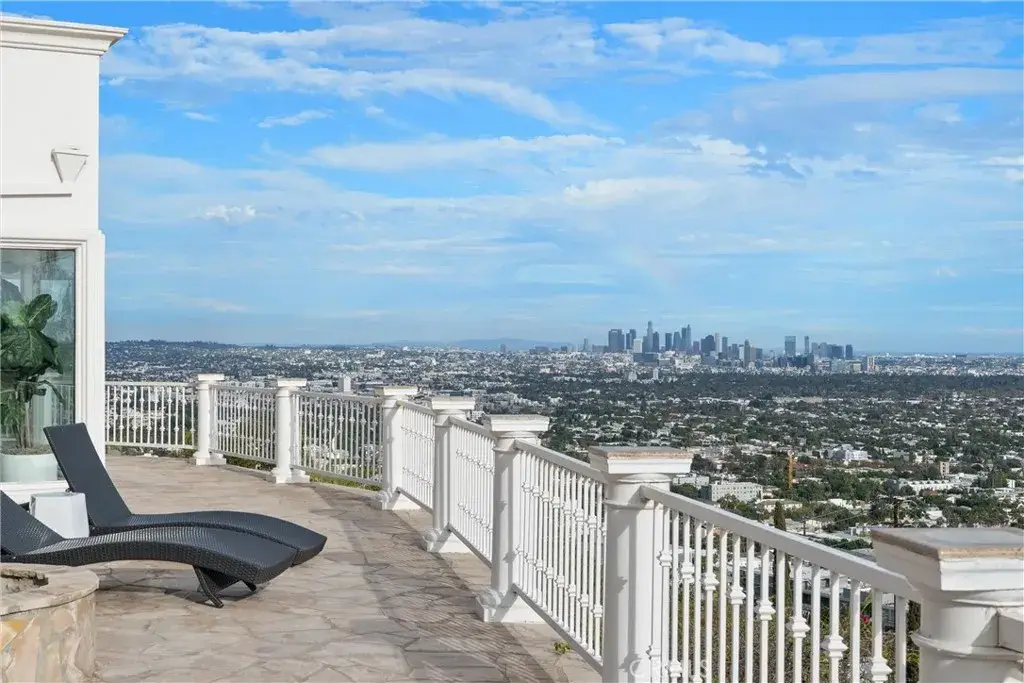 8527 Hedges Way, Los Angeles, CA 90069 - #1