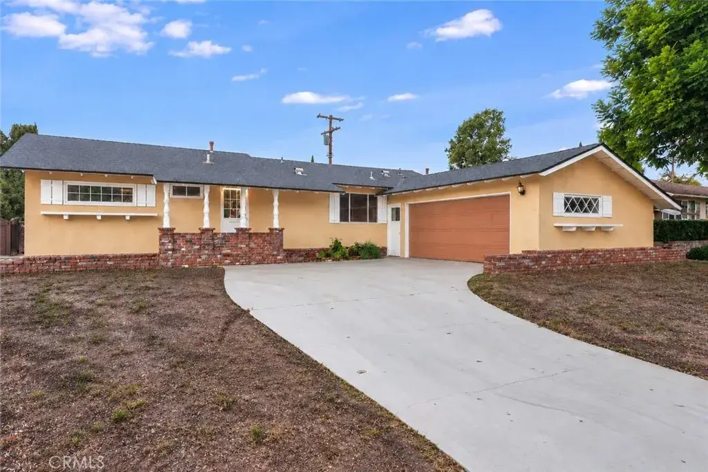 8037 Glade Avenue, Canoga Park, CA 91304 - #1