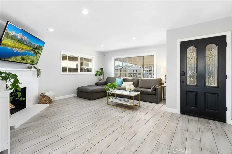 6609 Birchton Avenue, West Hills, CA 91307 - #2