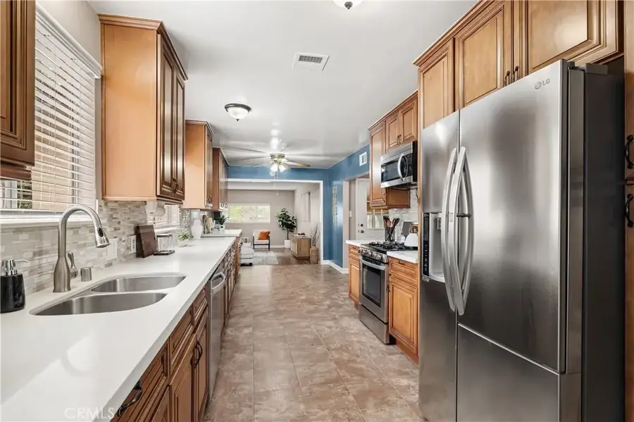 15944 Gledhill, North Hills, CA 91343 - #2