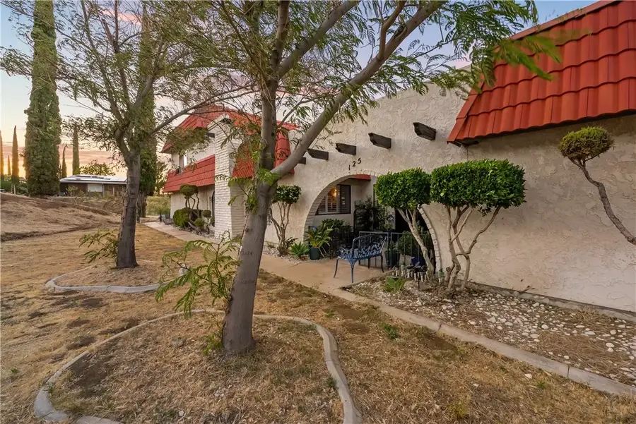 125 Lakeview, Palmdale, CA 93551 - #2