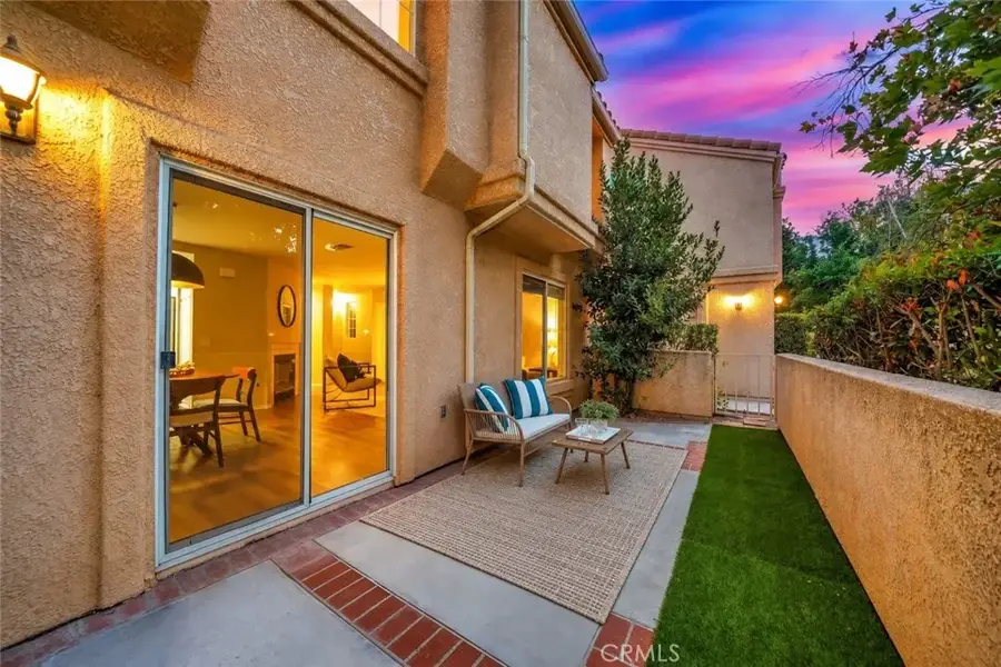 25112 Steinbeck Avenue #D, Stevenson Ranch, CA 91381 - #3
