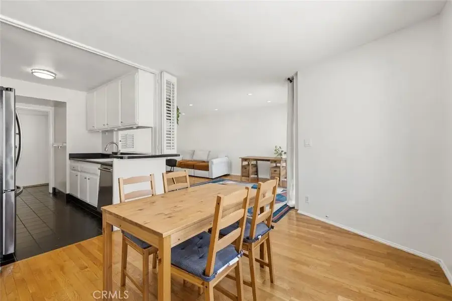 4520 Natick Avenue #309, Sherman Oaks, CA 91403 - #2