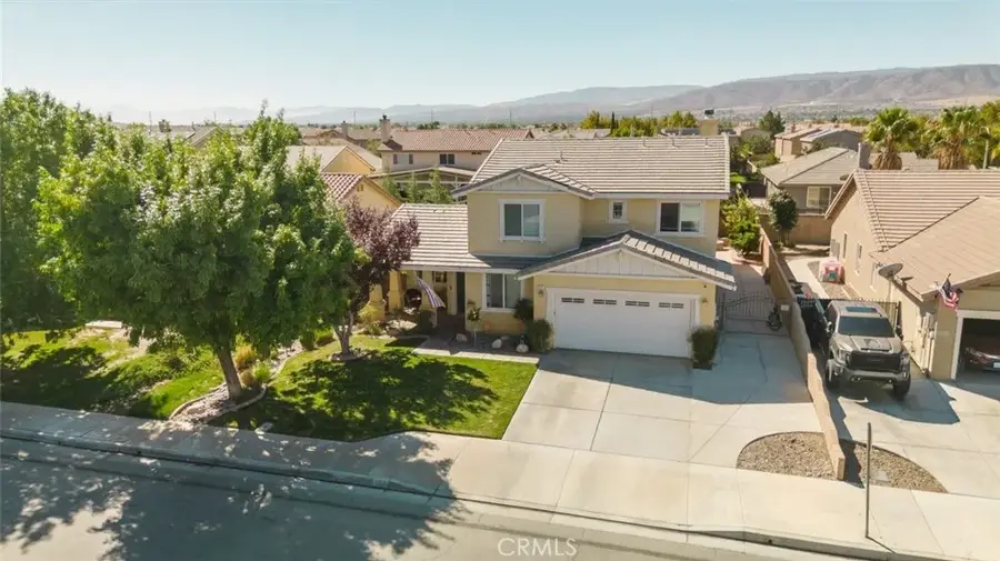 6214 W Avenue J11, Lancaster, CA 93536 - #3