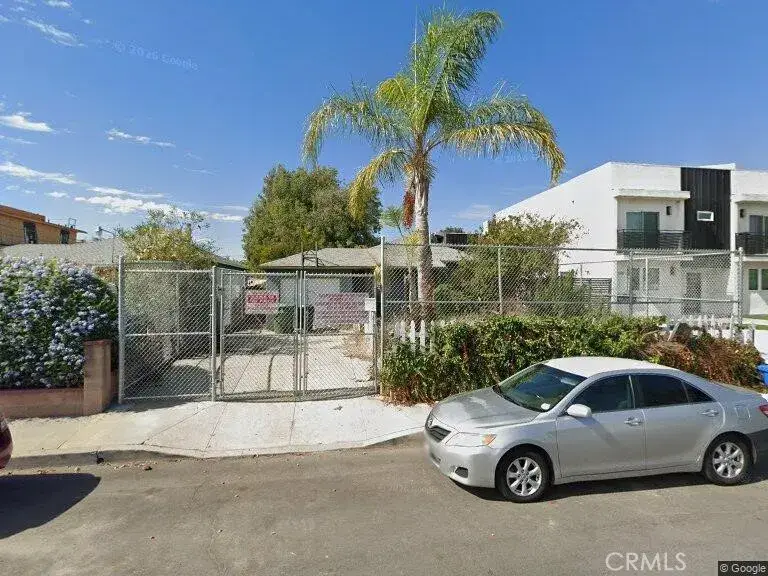 5647 Satsuma, North Hollywood, CA 91601 - #1