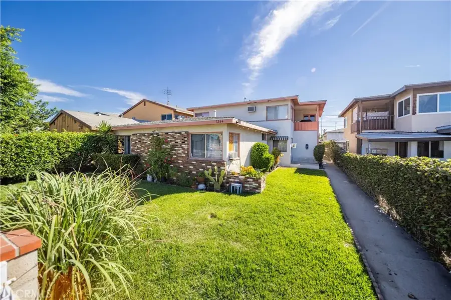 7244 Tujunga Avenue, North Hollywood, CA 91606 - #2