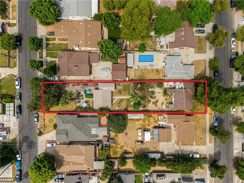 7509 Jamieson, Reseda, CA 91335 - #1