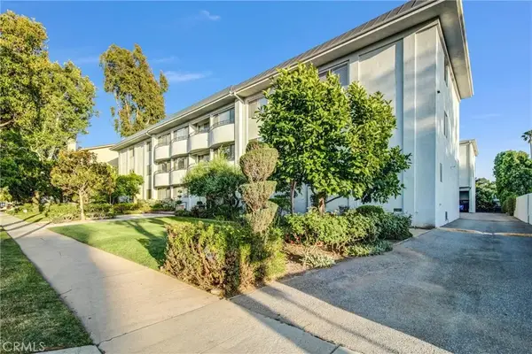972 E California #304, Pasadena, CA 91106