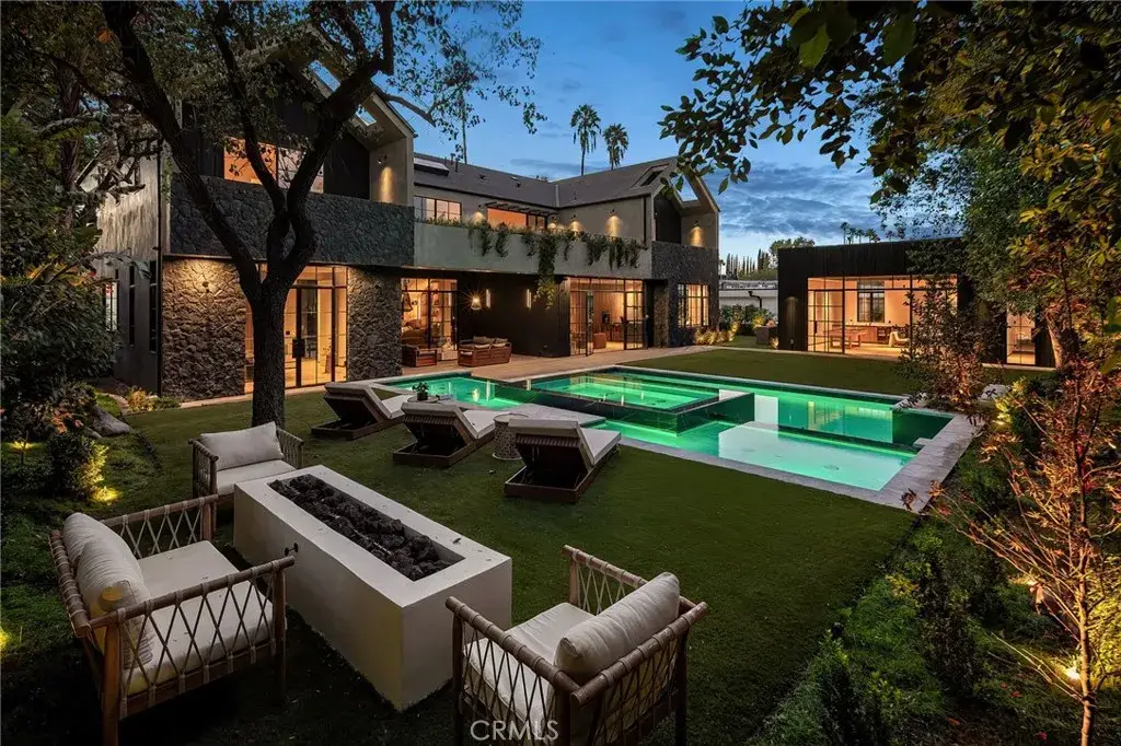 5134 Oakdale, Woodland Hills, CA 91364 - #1